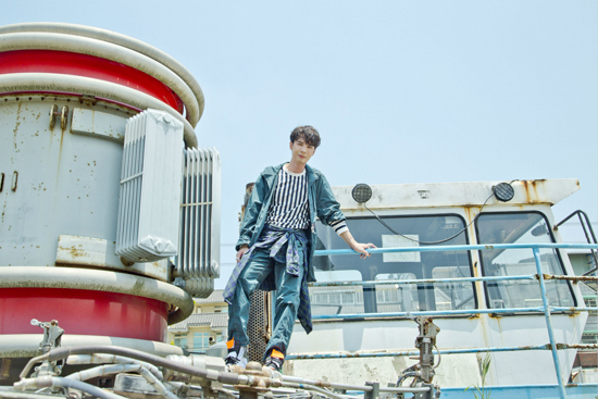 陈势安《当面说》mv首播 挑战摇滚曲风唱腔惊艳