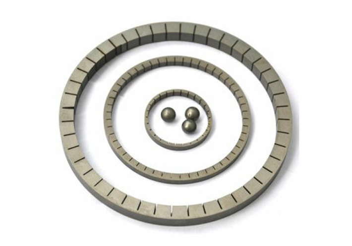 中国自行研制的最新,最独特的反坦克导弹:93mm单兵掠飞攻顶火箭