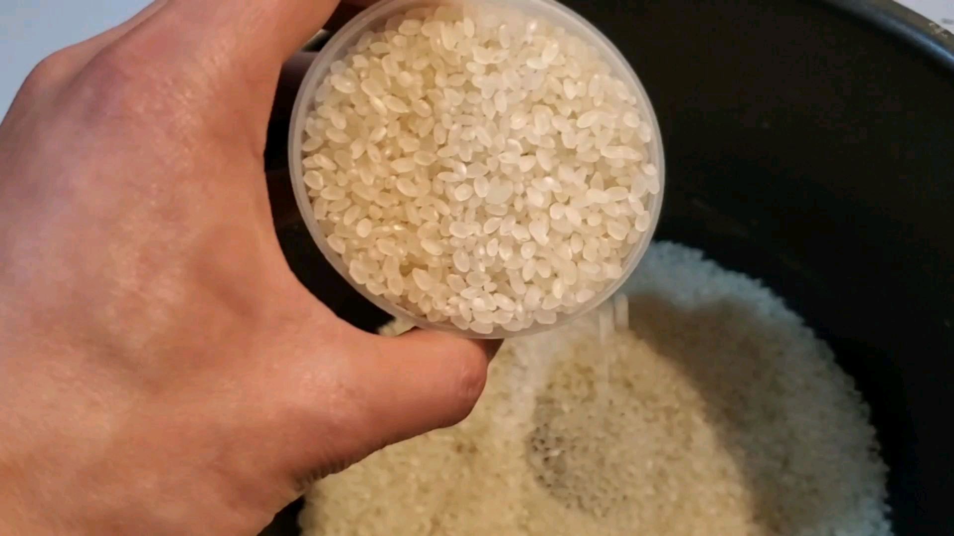 做寿司选择用什么米,原来是这样,在家就能做寿司