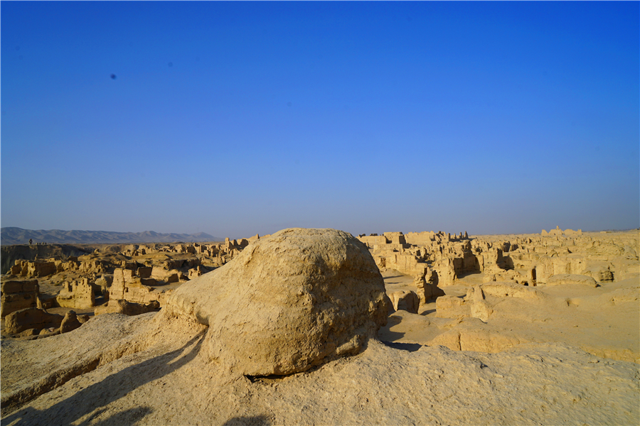 新疆"交河故城",被挖掘的同时期300个"婴儿墓"之谜