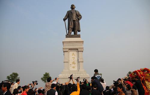 除了上海市苏州河,宁波市前童,环境很优美的知名旅游休闲场所原来还有
