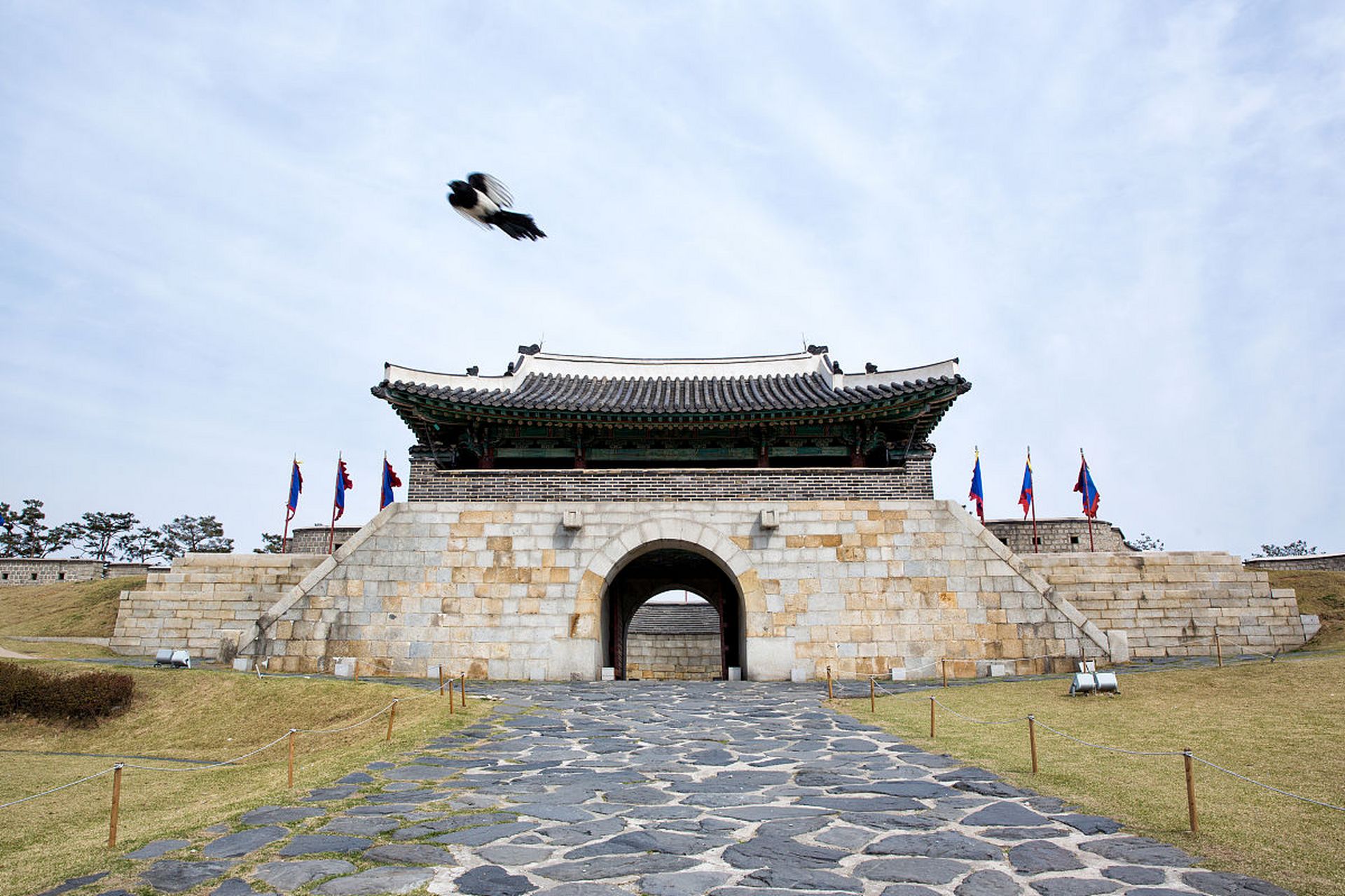 朋友们,今天我要带大家去一个超有历史感的地方——辽宁赫图阿拉故城!