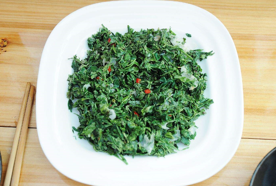 珍珠菜中含有丰富的膳食纤维和植物蛋白,还含有一些天然皂苷,人们食用