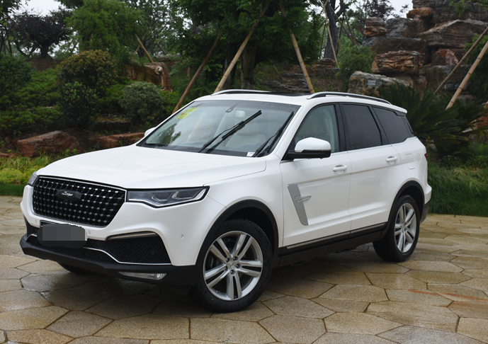 回头率非常高的一款众泰t800,高级感扑面而来,年轻人的首选!