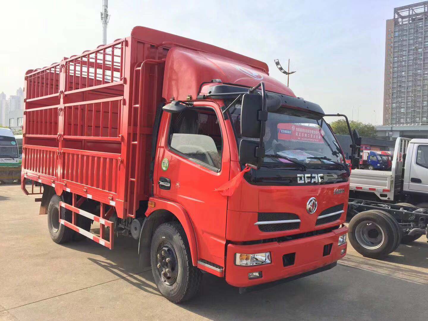 高栏自卸车厂家专业定做