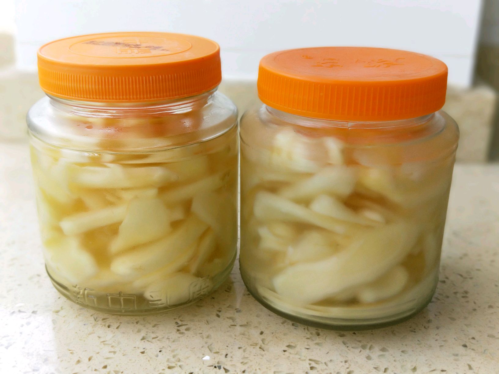 冬吃萝卜夏吃姜,夏天到了,教你在家自制糖醋姜,酸甜可口超好吃