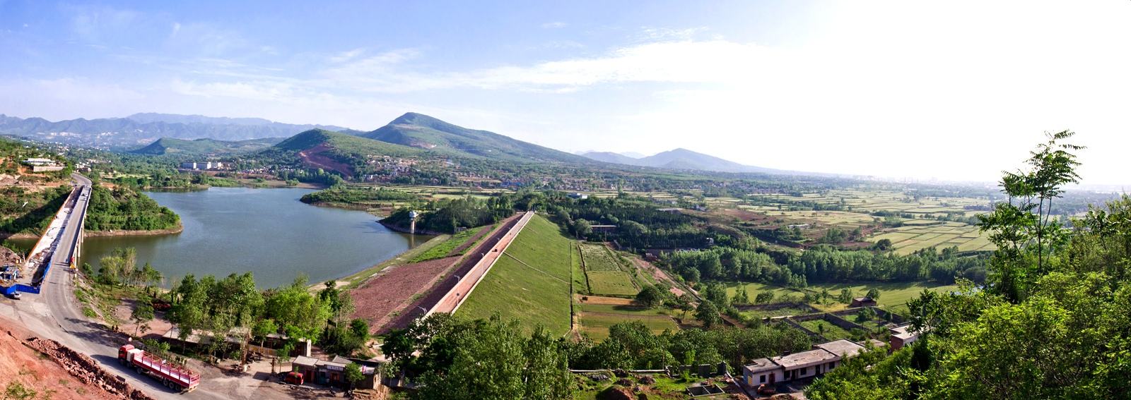 巩义西村长罗川上嵌明珠——坞罗水库