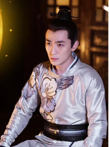 小公子齐衡的单人剧照,温温如玉,英俊潇洒