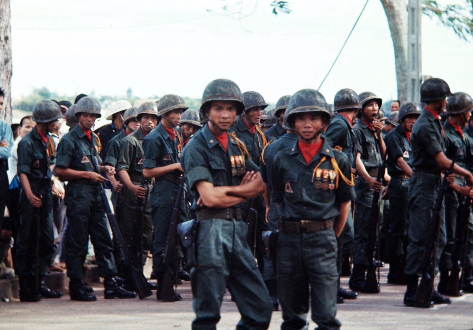 南越军服图片
