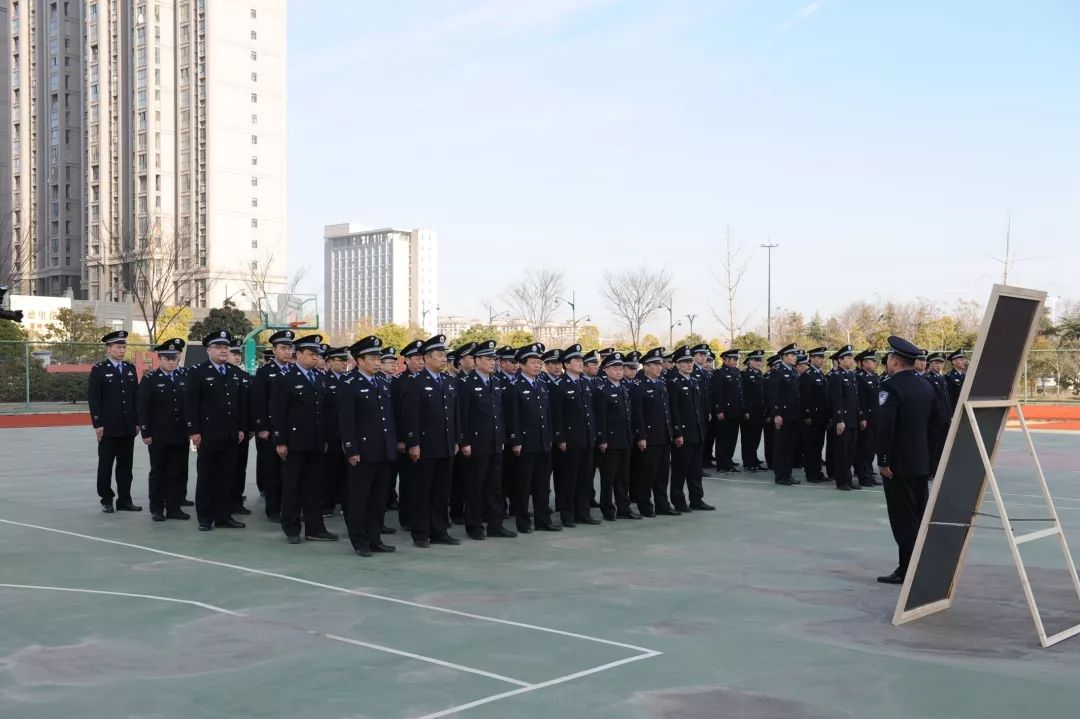 争朝夕,练为战——泗阳县公安局开展警务技能春训