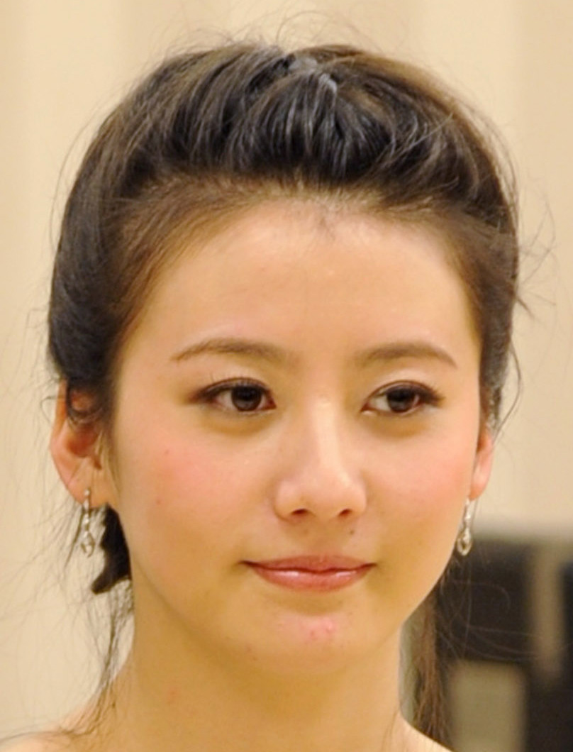 2012年,经过一年的准备,赵志瑶与邬靖靖,马景涛,陈浩民联袂主演了古装