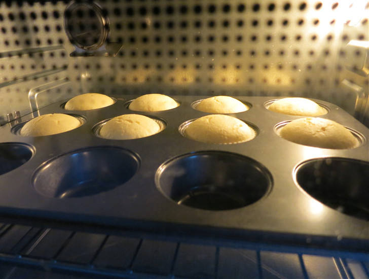 老师傅不外传的老式蛋糕配方,不能忘怀的老味道,4个鸡蛋做一堆