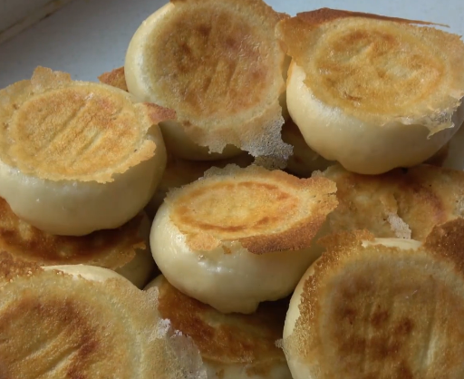 水煎包的做法,从和面到调馅到煎,步骤详细,保证一次成功