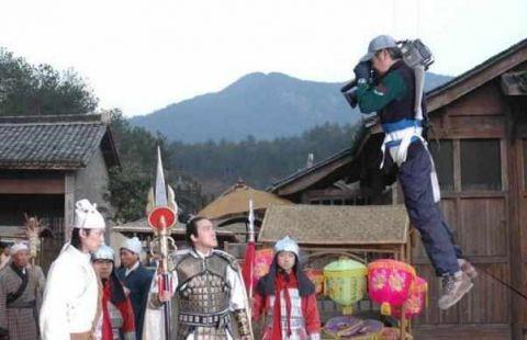 《天外飞仙》5张幕后花絮,张张经典,图5的林依晨看着太呆萌