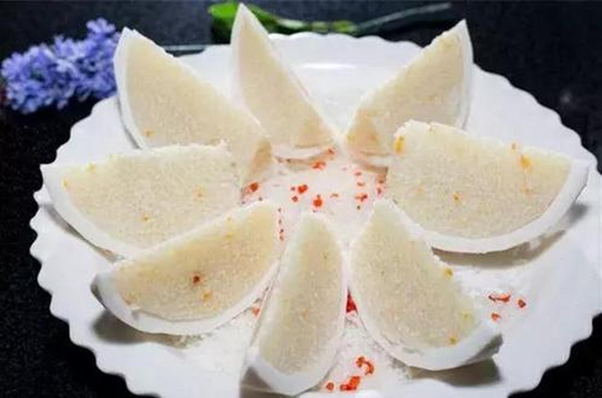 凯德印象之三亚印象#椰子饭是一种由海南优质糯米,天然椰肉和椰汁