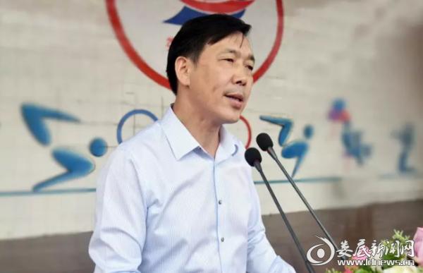 娄底五中举行庆祝第三十四个教师节大会