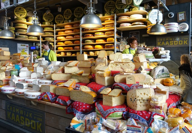 鹿特丹不能错过的markthal拱廊市场,边逛边吃