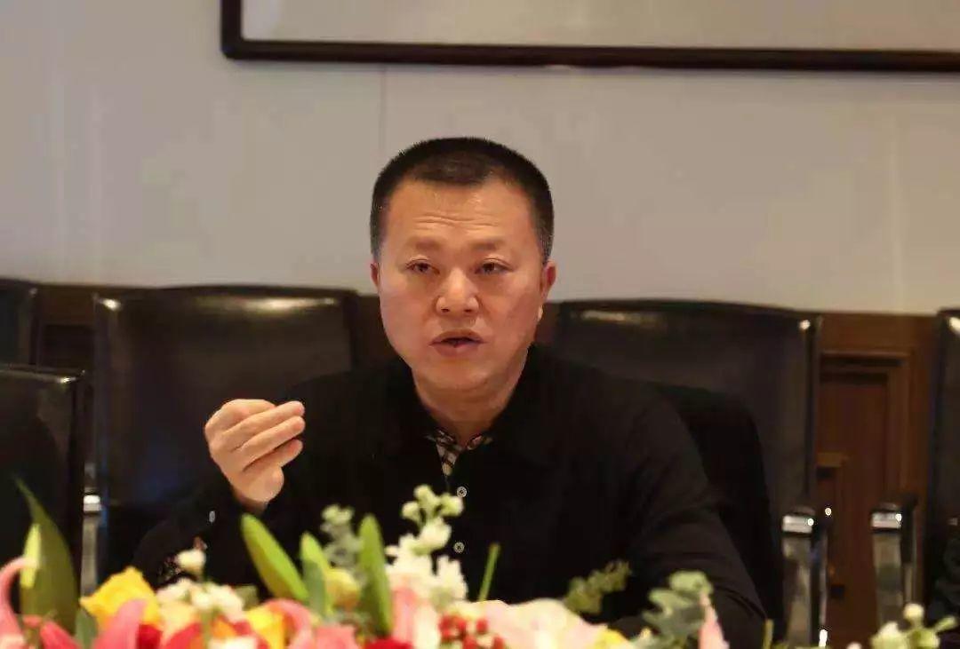 协信吴旭与成都市郫都区领导进行探讨和交流