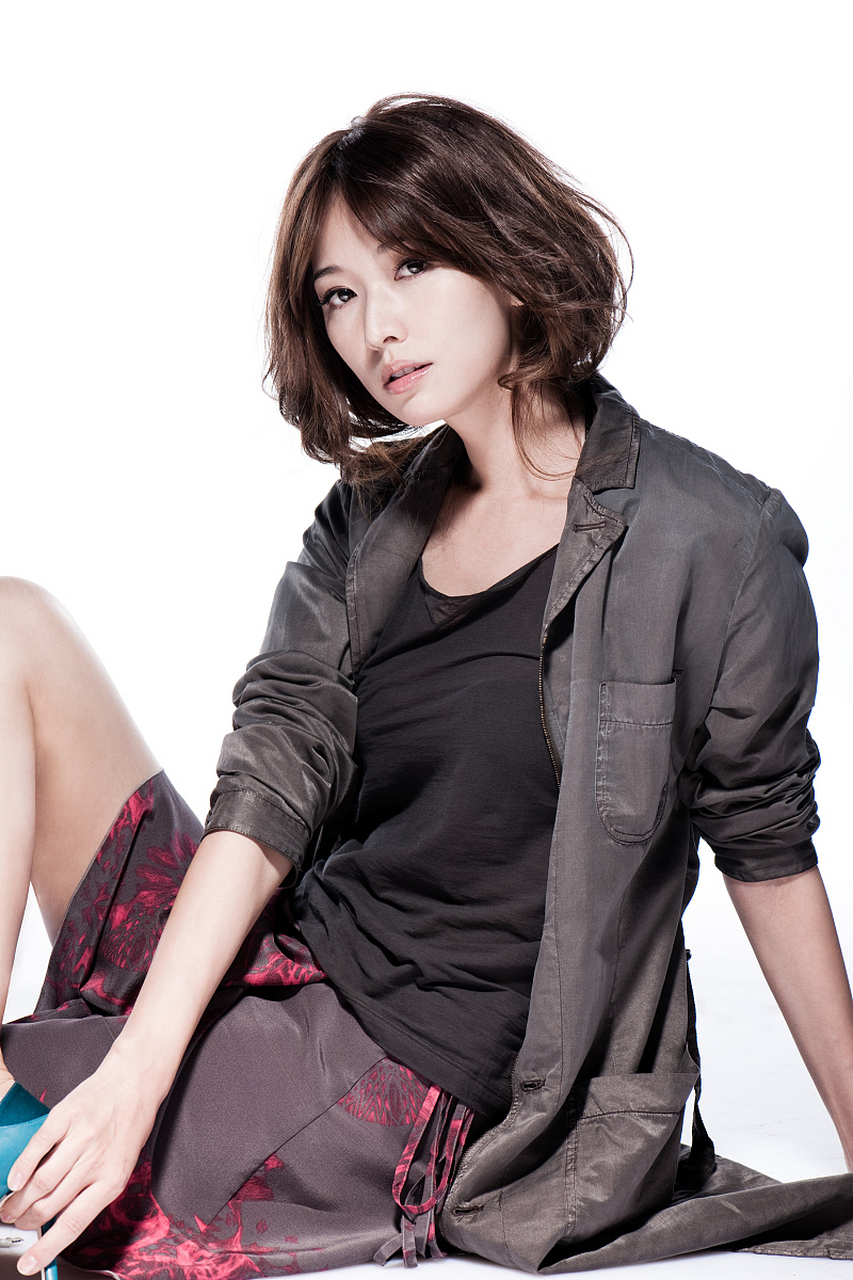 林志玲给人的感觉总是娇滴滴的.