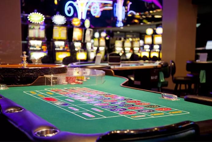 湖南郴州一派出所副所长为赌场"护驾","保护费"标准5000元一天