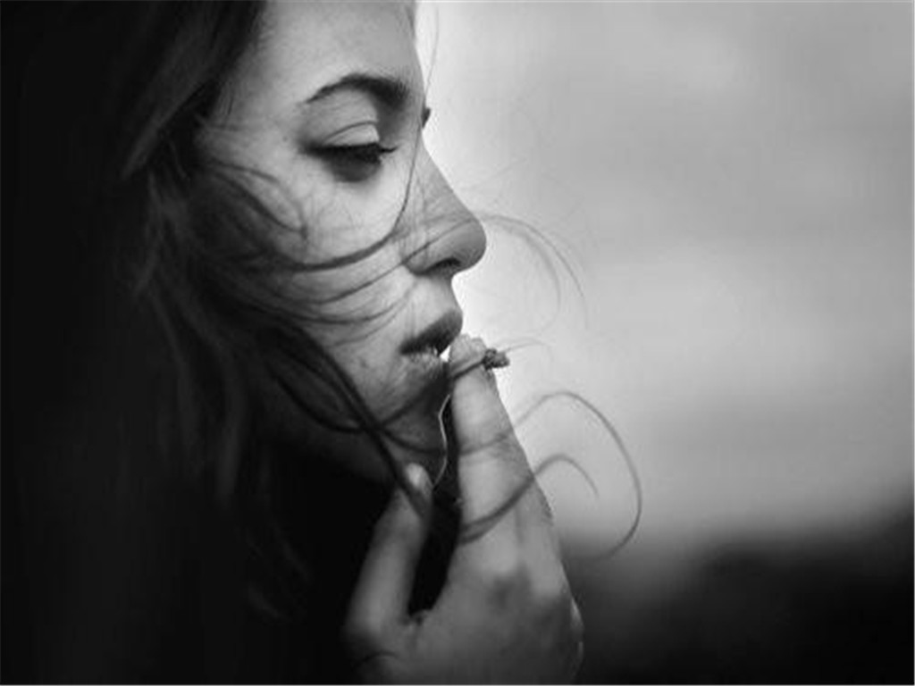 金钱社会,金钱感情,冷漠人心,阴险亲情,看完以后落泪!