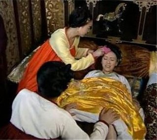 古代女人生孩子,为什么第一件事是准备热水,原来是有这5个作用