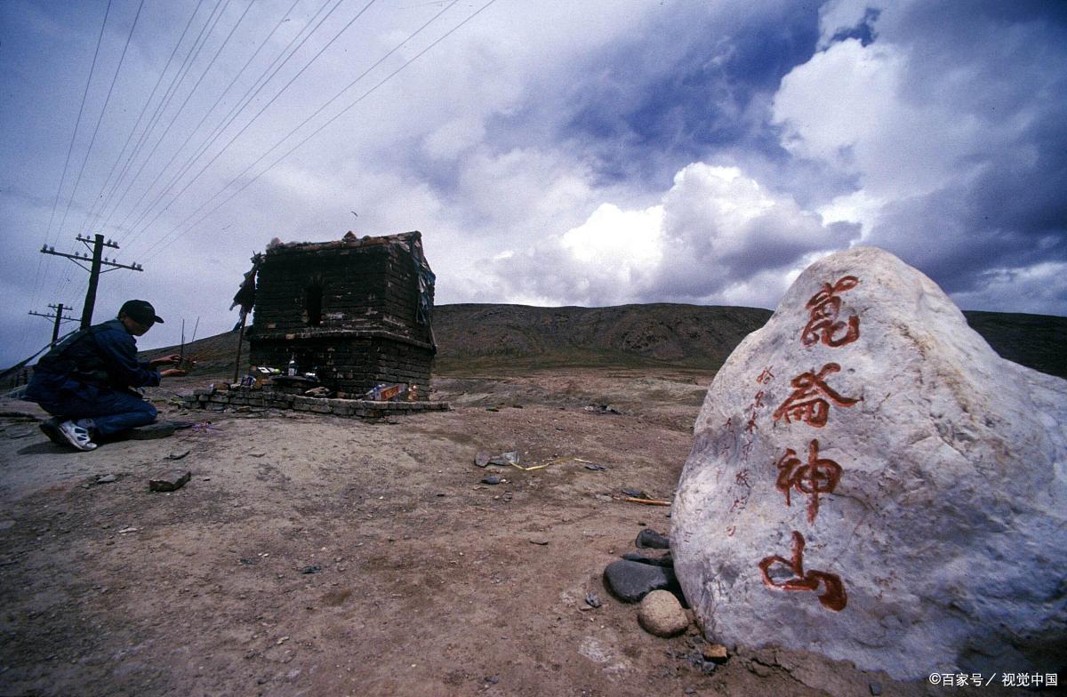 中华民族的文化史上具有万山之祖的昆仑神山,巍峨壮丽,让人惊叹