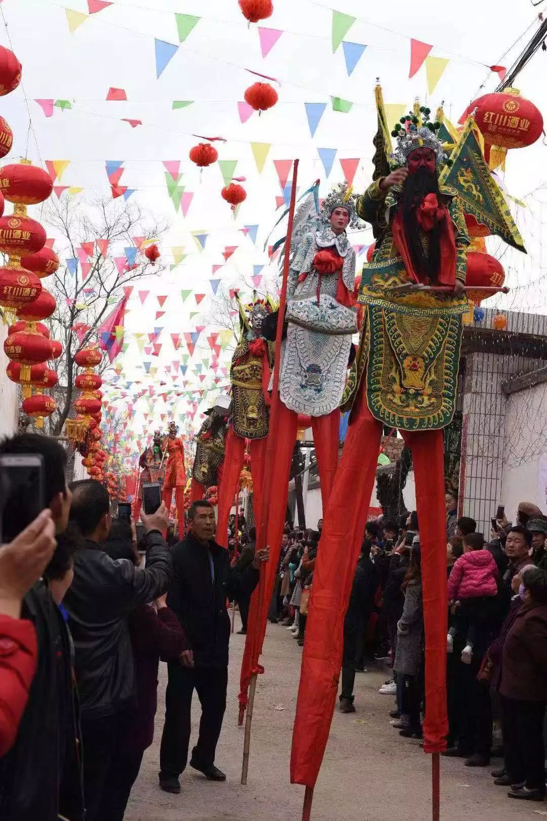 永登县苦水镇"二月二龙抬头"社火表演成为发展当地乡村旅游的助推器