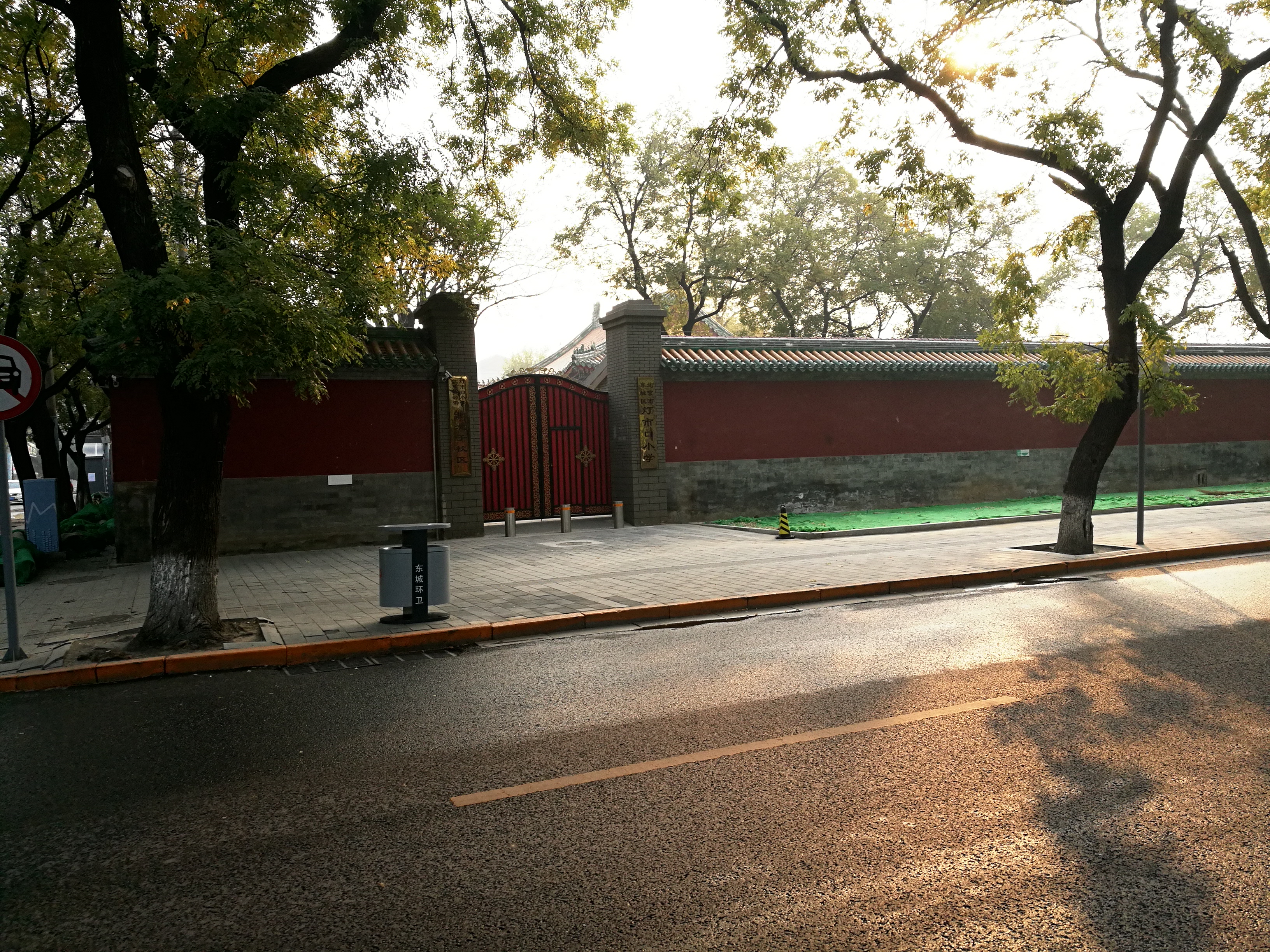 北京的北池子大街距离故宫仅有百米,却是老北京市井风情的地方