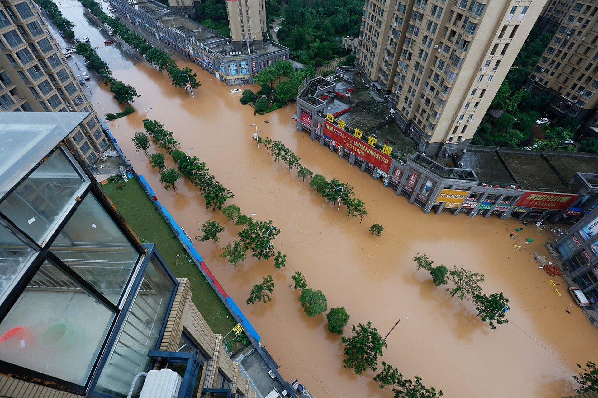 京津冀这场暴雨到底有多大#  #京津冀暴雨#   自7月29日开始,受台风"