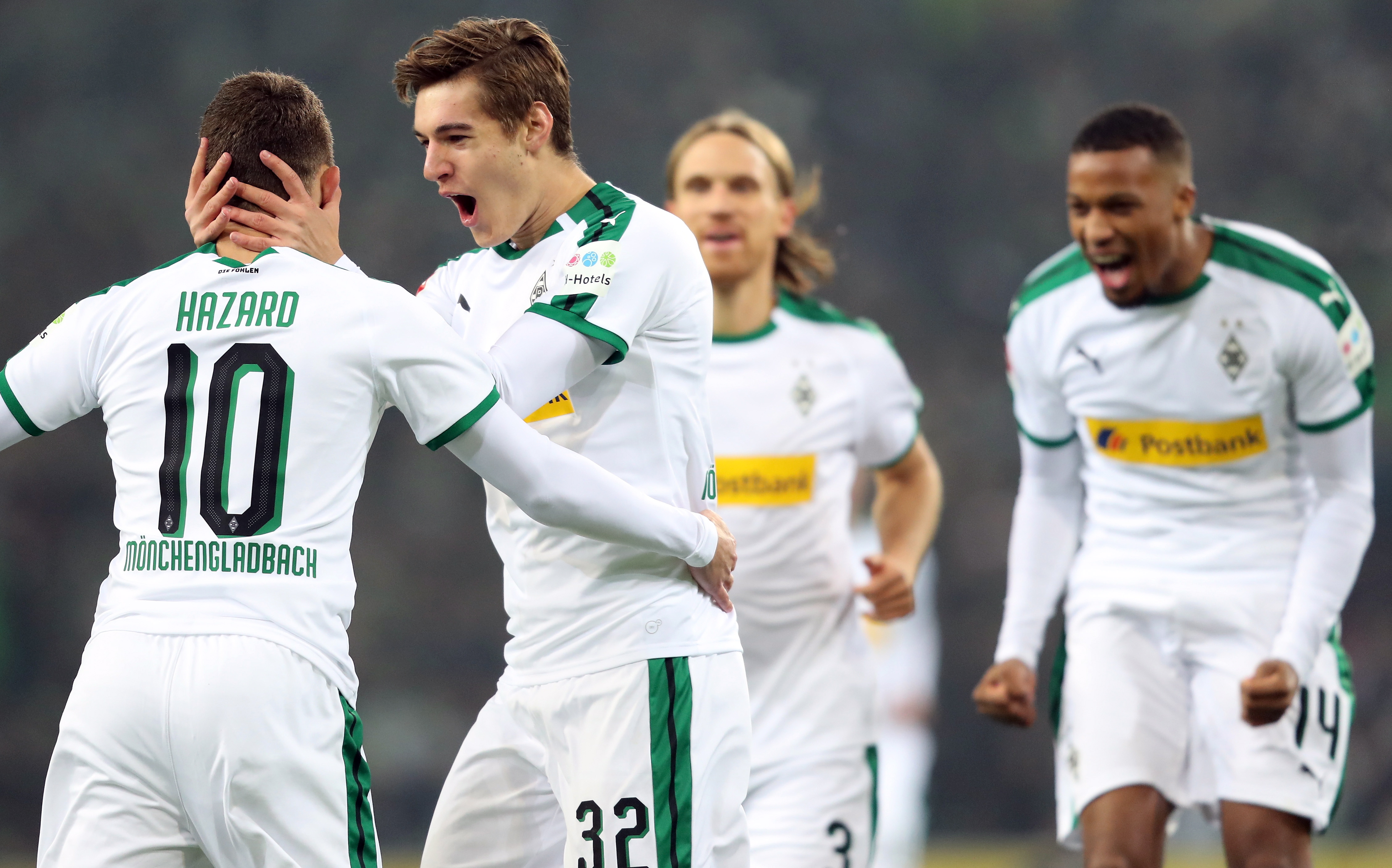 足球——德甲联赛:门兴胜汉诺威96