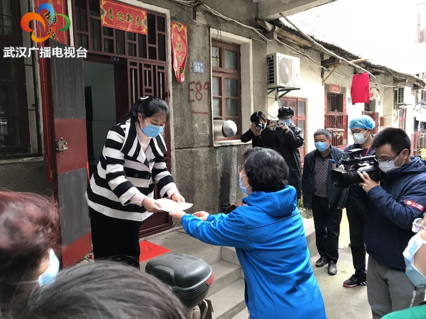 省市妇联看望慰问彭银华,夏思思家属