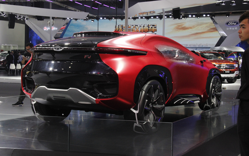 给大家饱览一款奇瑞fv2030概念车,霸气外观,一起了解