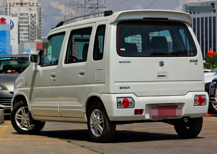 北斗星2015款1.4l手动升级型,饱满的车身线条,其设计相当出色