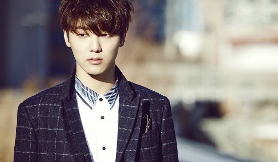 还记得《继承者们》李灿荣吗?车恩尚的青梅竹马,李宝娜的男友