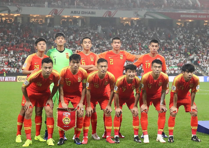 在刚刚结束的一场2019亚洲杯1/4决赛中,中国队0:2负于伊朗队,无缘半