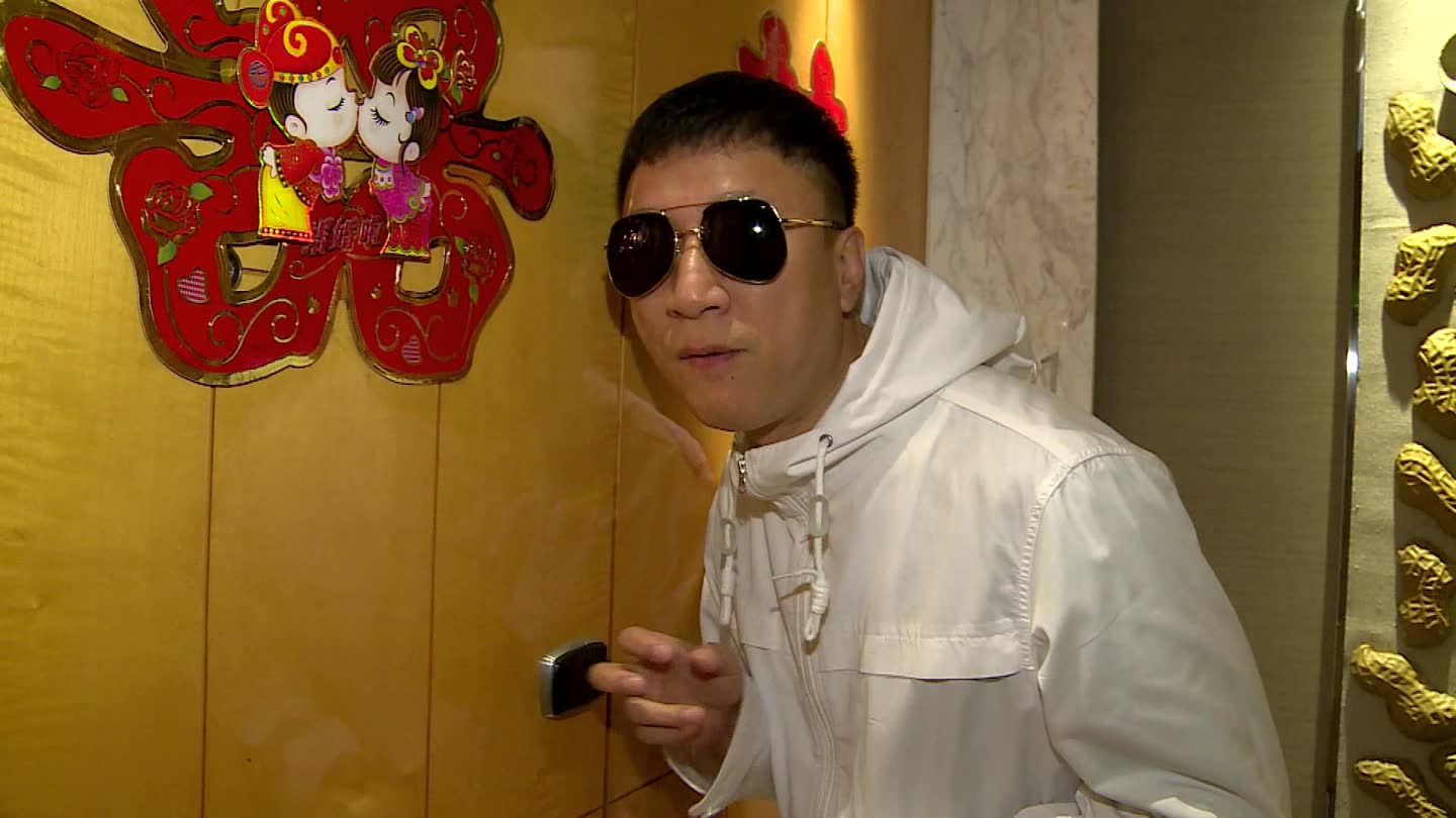 《带着爸爸去留学》遭批,《极限挑战》以后,孙红雷接戏风格成谜