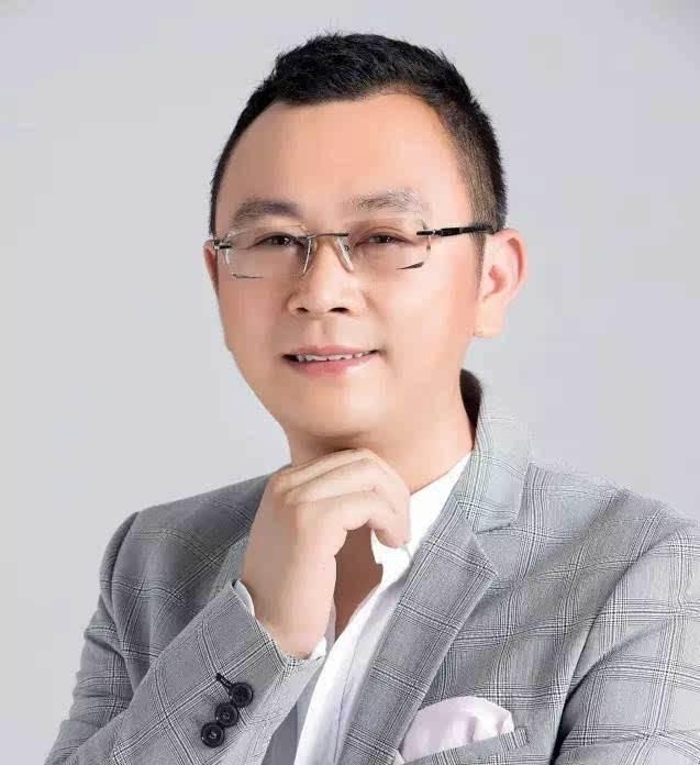 秦东魁扶贫济困纪实