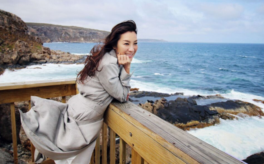 4个武打女星:实力不输男武星,甄子菁上榜,她是"女版李小龙"