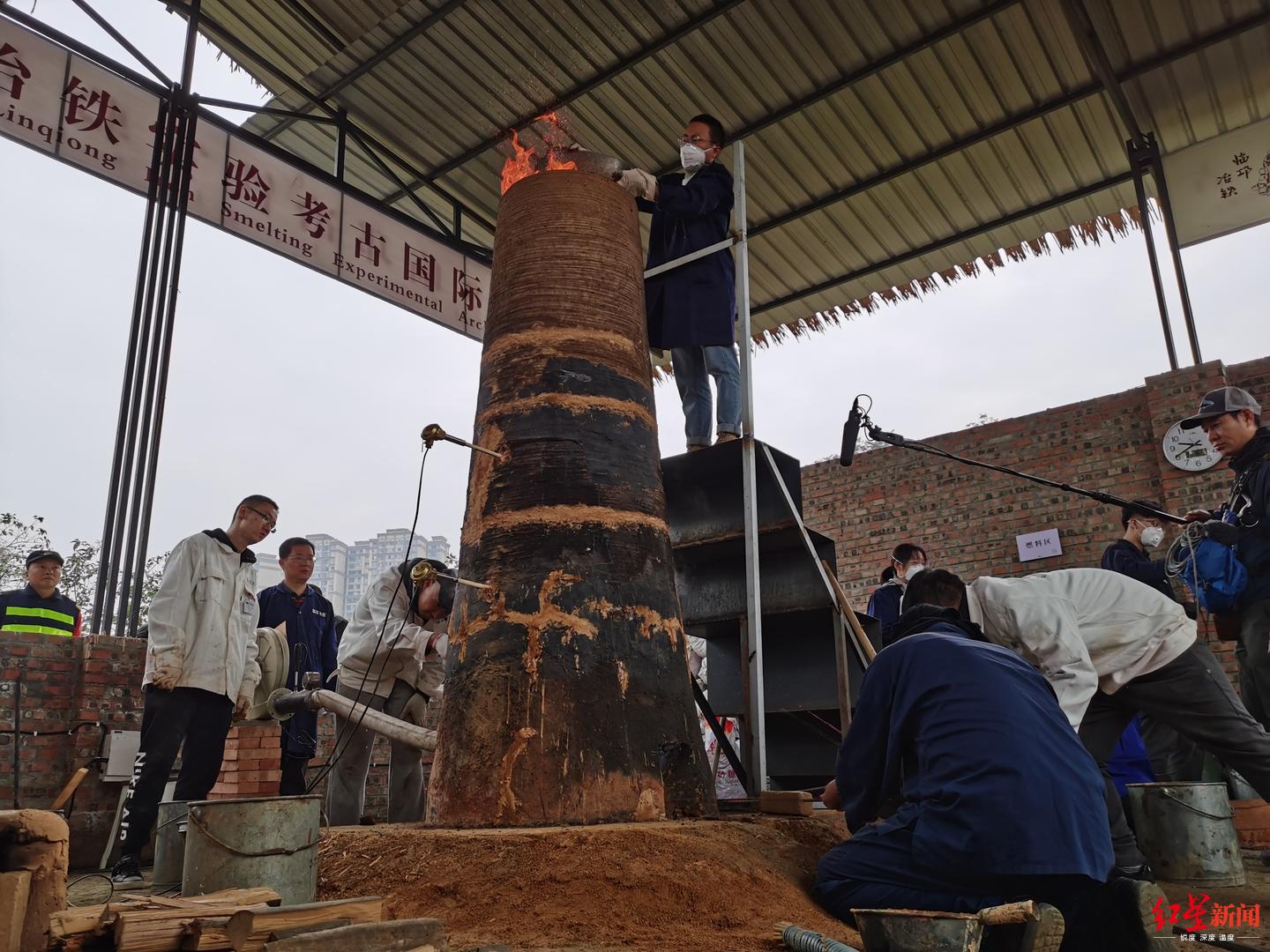 古代炼铁高炉图片