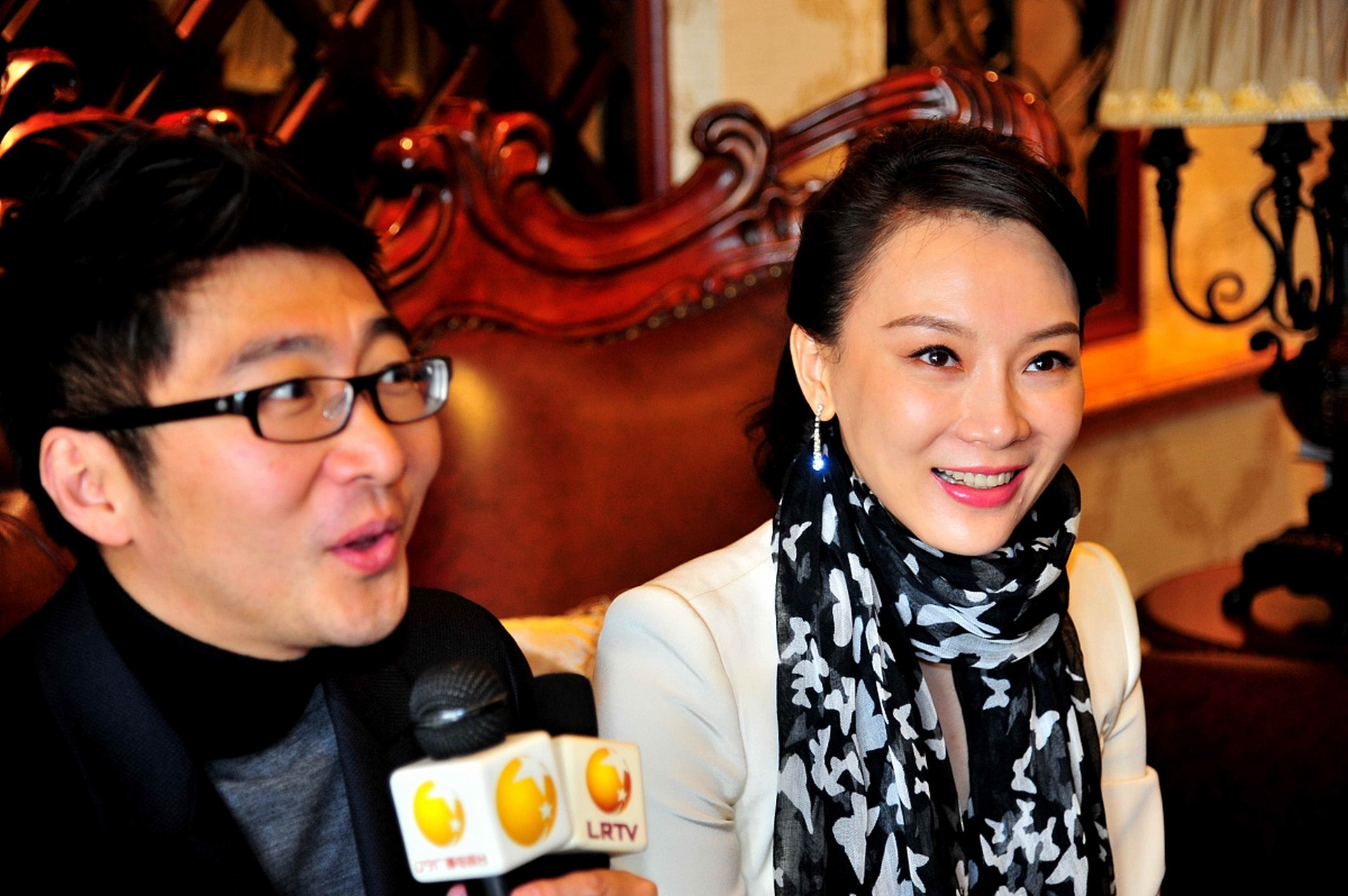 2009年,倪虹洁与富豪老公离婚,谁知,她突然收到了负债1000万的通知