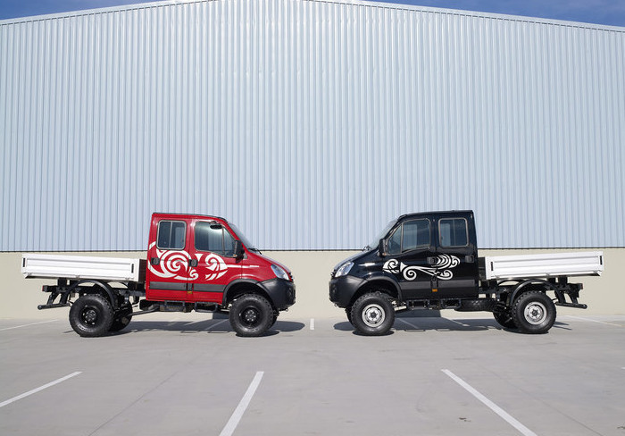 可别小看这台轻卡,配三套差速锁越野能力超强!能换两台牧马人