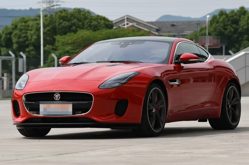 颜值超帅的捷豹f-type,档次很高,号称校草专属座驾!