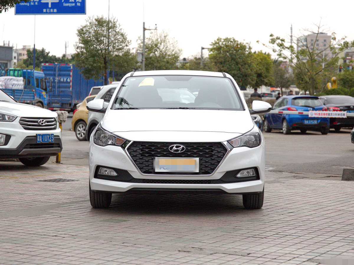 对悦纳rv外观的鉴赏