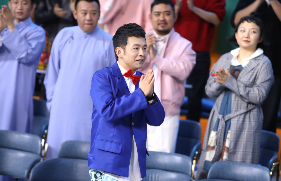 《欢乐喜剧人》周云鹏新表演风格遇冷,微博自称柠檬精是咋回事?