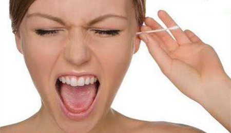 吞口水耳朵痛怎么回事?