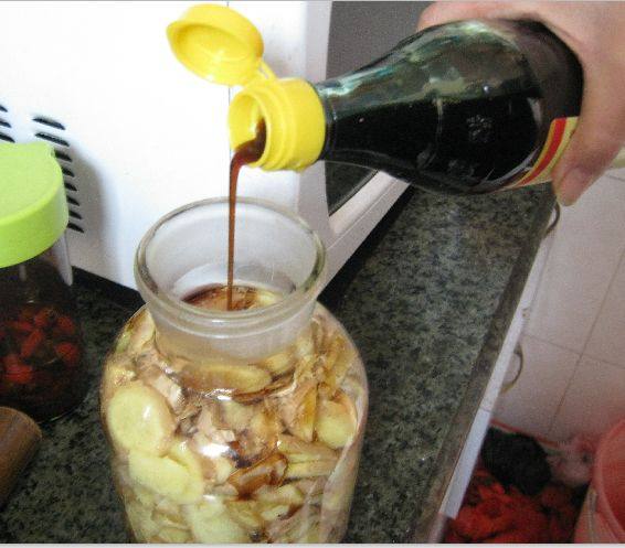 半瓶醋泡上它,早上吃3片,减肥,降血压,还能增强肝阳之气!