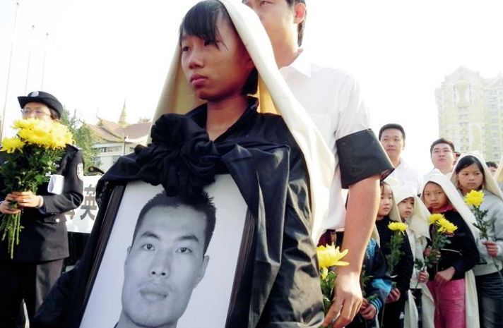 缅怀禁毒英雄柯占军:为抓毒贩而牺牲,年仅31岁!