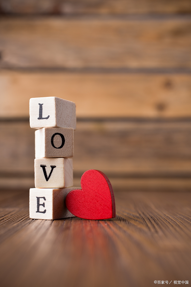 爱过的两个人,永远不需要再联系    在爱情的世界里,有一句话说:"