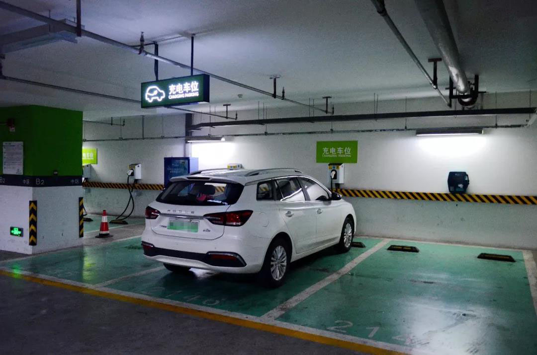 郑州停车场:"杠杠"熙地港,"还行"万象城,"凑合"国贸360